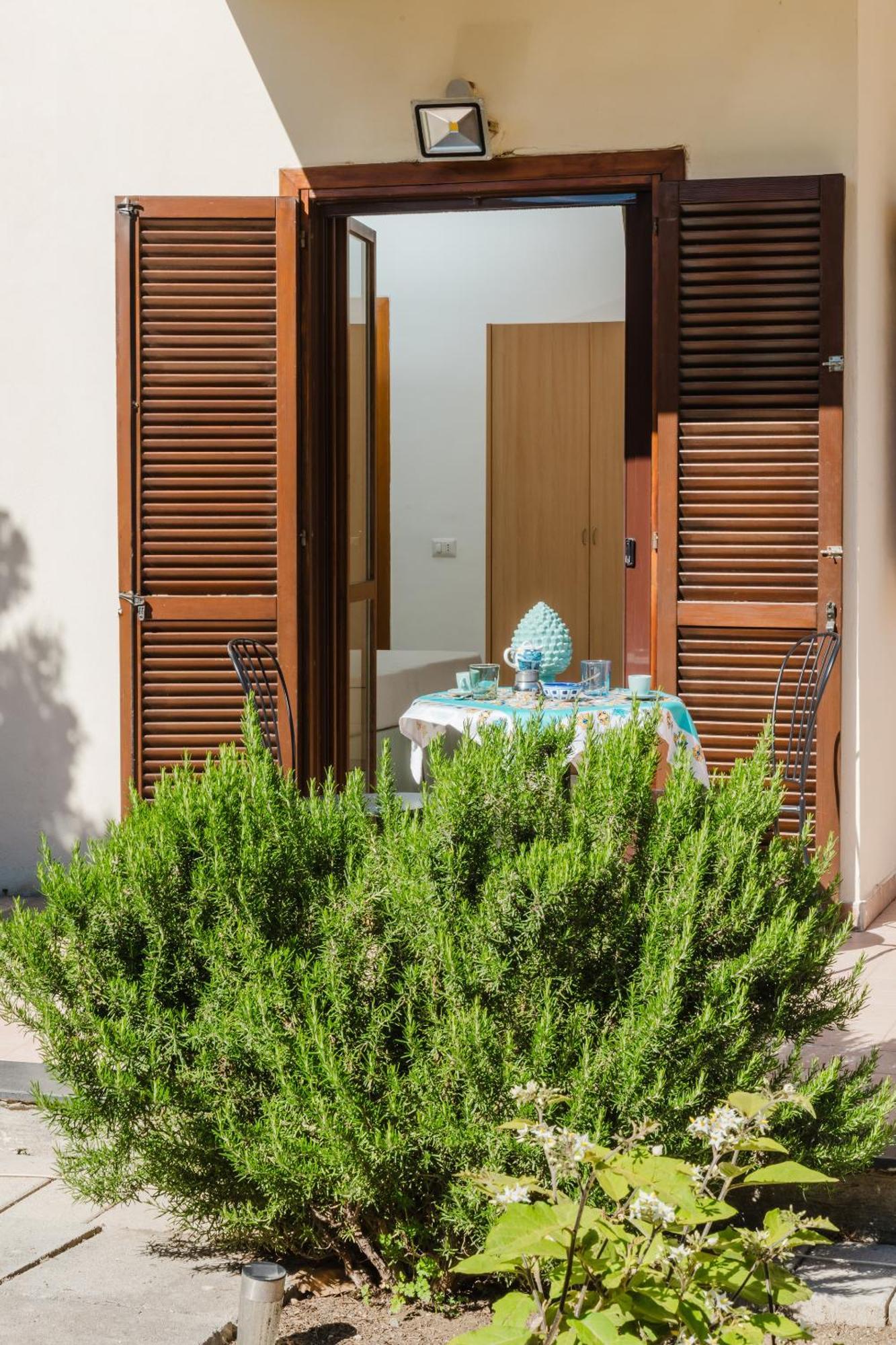 Gioia Apartments - Casa Laurito 圣安吉洛 外观 照片